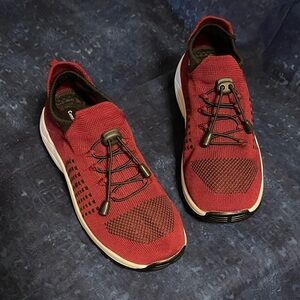 Comfort Wear Athletic Women’s/Men's Shoes size 7/Women’s size 9